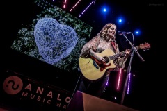 anneke-33
