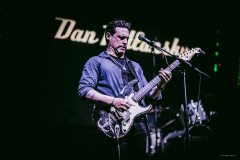 dan25-49