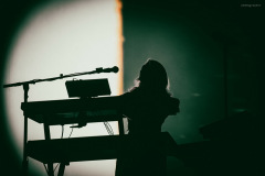 faithless-37