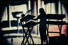 faithless-41