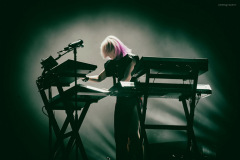 faithless-42