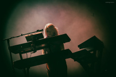 faithless-6