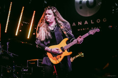 garymoore_est_iii-40