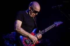satriani23-48