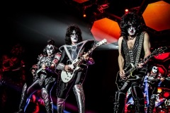 kiss-11