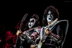 kiss-28