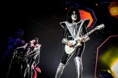 kiss-40