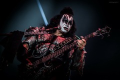 kiss-48
