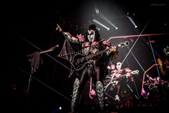 kiss-6