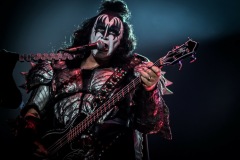 kiss-73