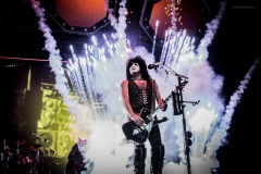 kiss-9