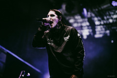 motionless-103
