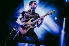 motionless-67