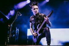 motionless-79