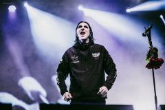 motionless-98