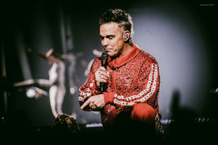 robbie25-48