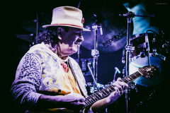 santana-75
